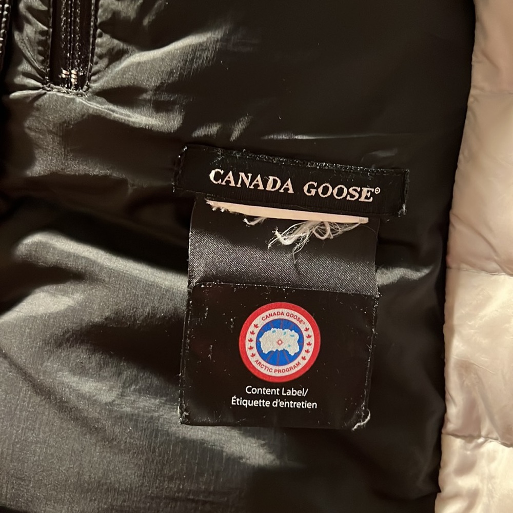 Canada Goose Jacket!!! - Picture 5 of 7